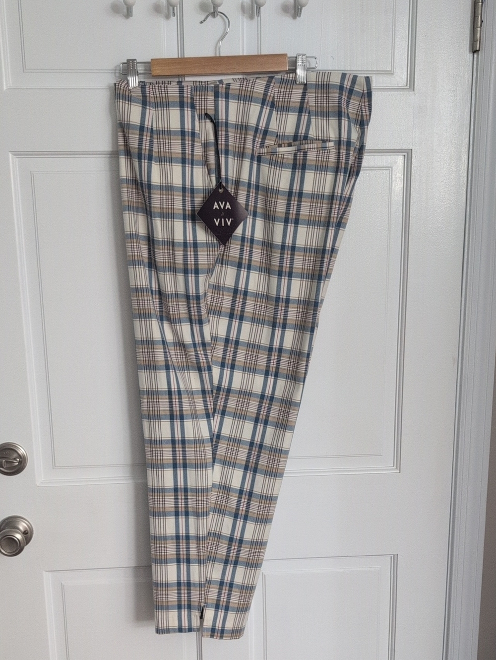 Women's Ava & Viv Cream Plaid Stretch Chinos with Blue and Tan Stripes Size 18W
